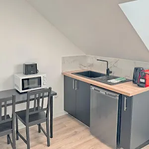 Apartment Cozy Paris Gateway Groups With Free Parking, Vitry-sur-Seine